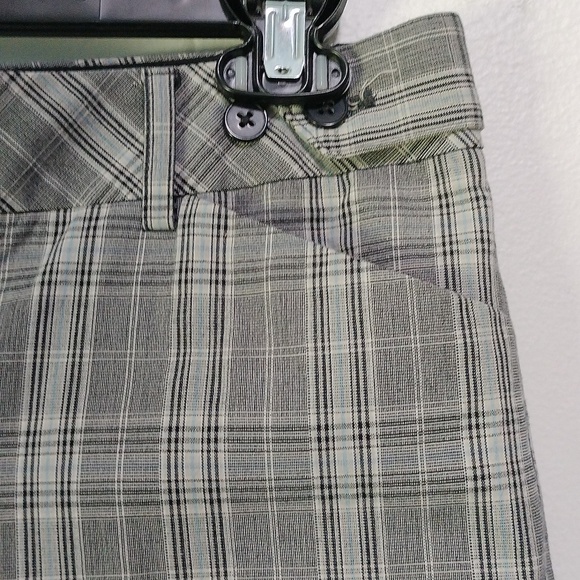 Express Design Studio shorts size 0 - Picture 7 of 10